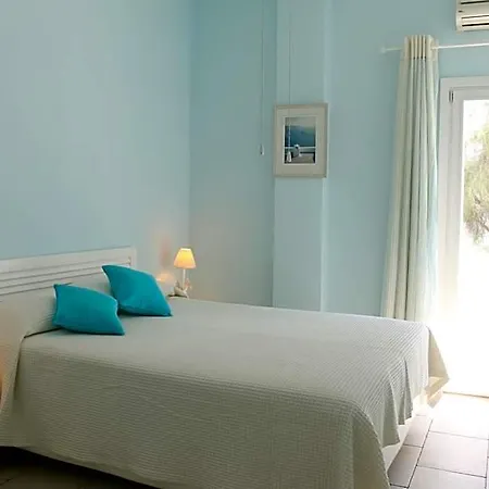 Spiros & Hiroko - Adults Only Perissa (Santorini)